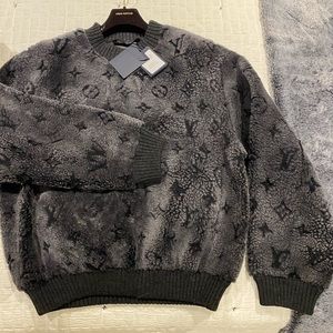 Louis Vuitton Monogram Shearling crewneck 2020